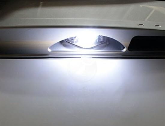 iJDMTOY side-by-side with incandescent showing brighter white output