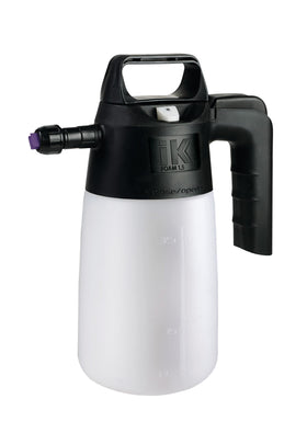 IK foam 1,5 front view showing pump head and handle for comfortable spraying