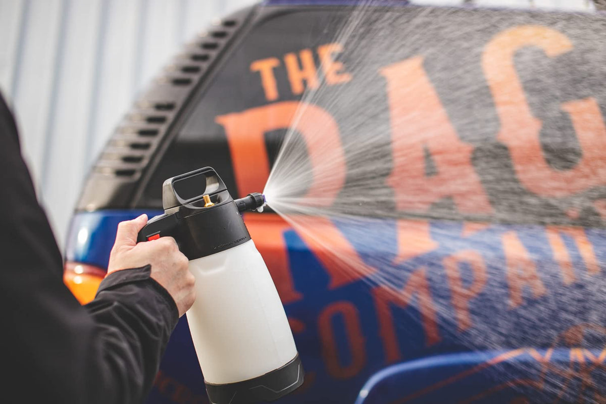 IK FOAM Pro 2 producing three foam types for tailored cleaning