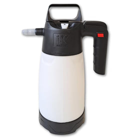 IK Multi PRO 2 front packaging showing labels and capacity, durable professional sprayer