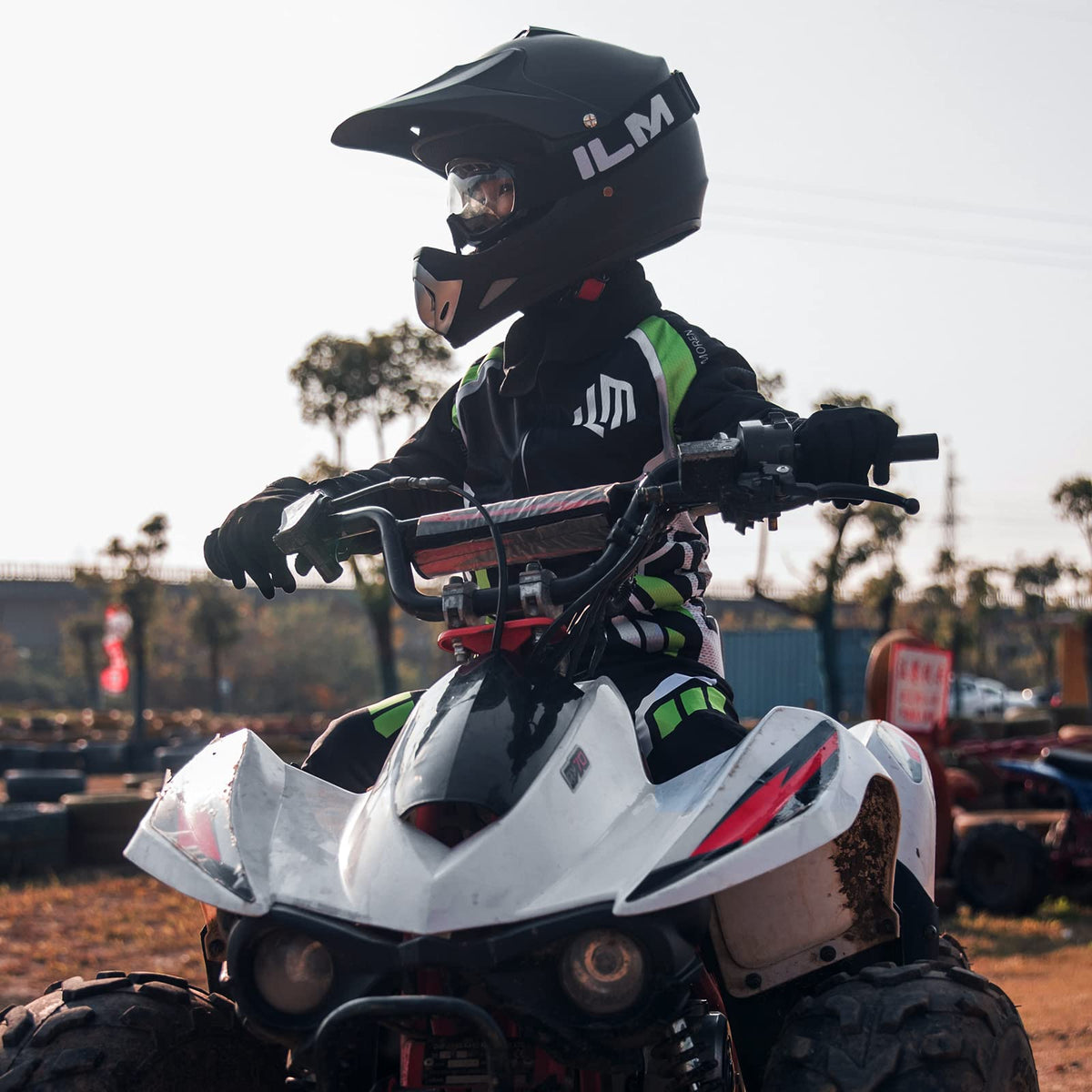 ILM BLD-818 worn by youth rider on dirt trail demonstrating real-world use