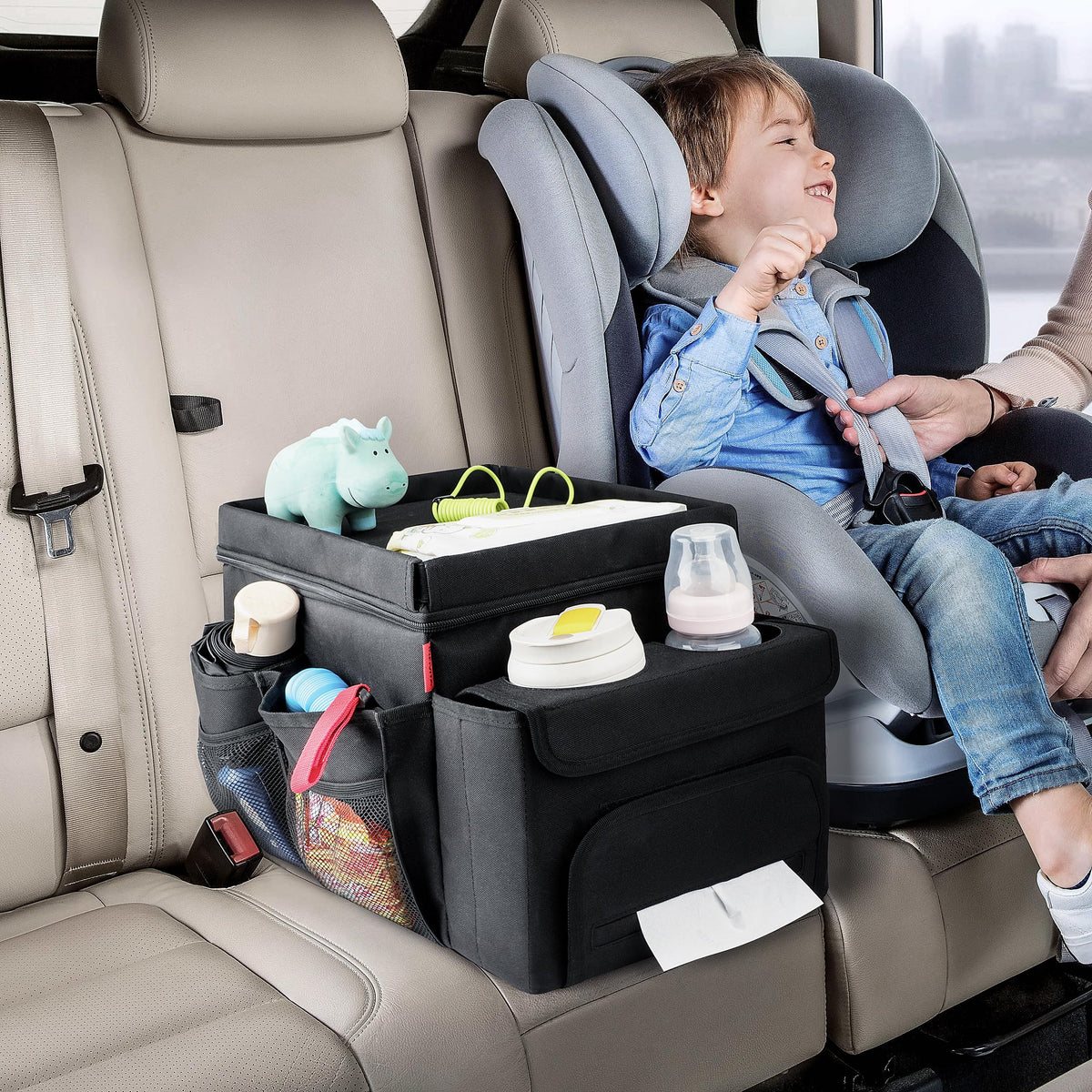 INFIVITA detachable shoulder strap being carried, offers easy transport out of car