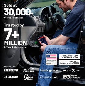 Innova 1000 plugged into dashboard with phone displaying detected faults clearly