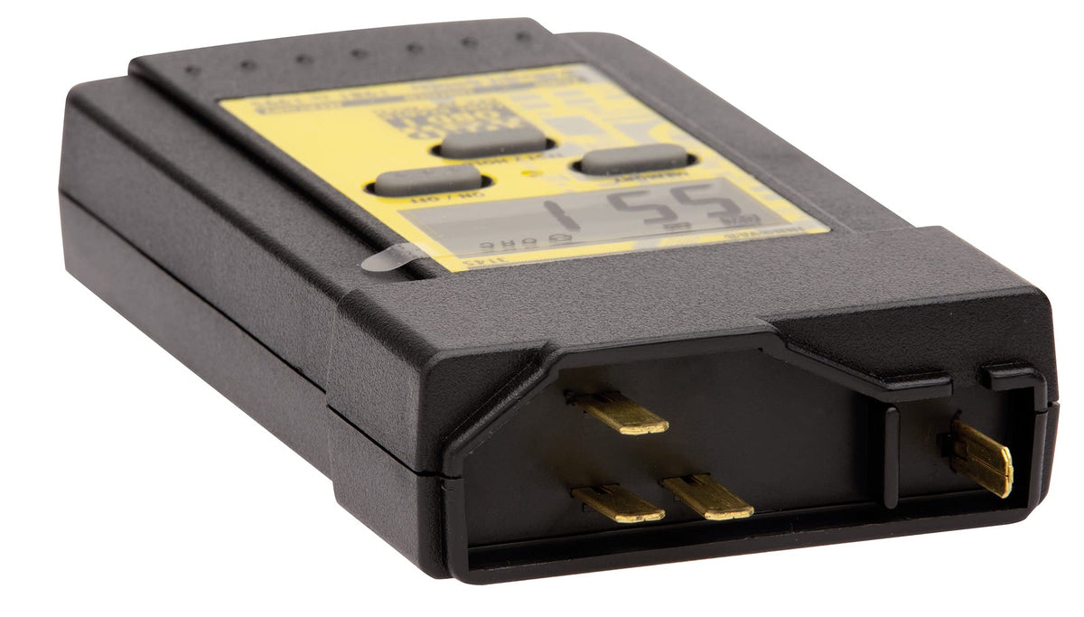 Innova 3145 connected to Ford test port demonstrating easy hook-up and quick code reads