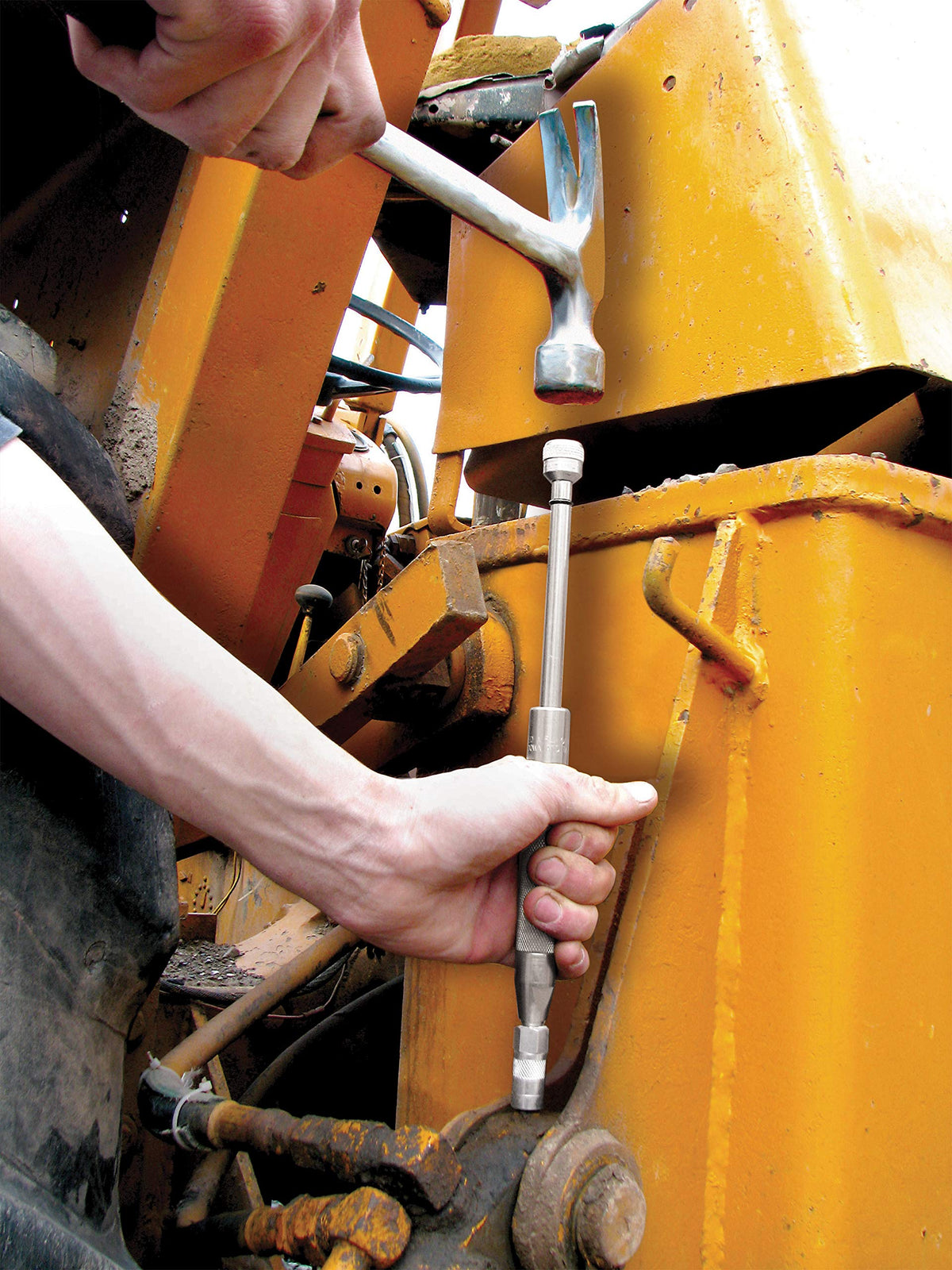 Innovative Products of America 5-inch flex hose detail demonstrating reach to tight grease fittings