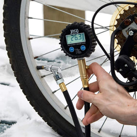 JACO ElitePro illuminated 2.5-inch LCD display with clear readings for night work