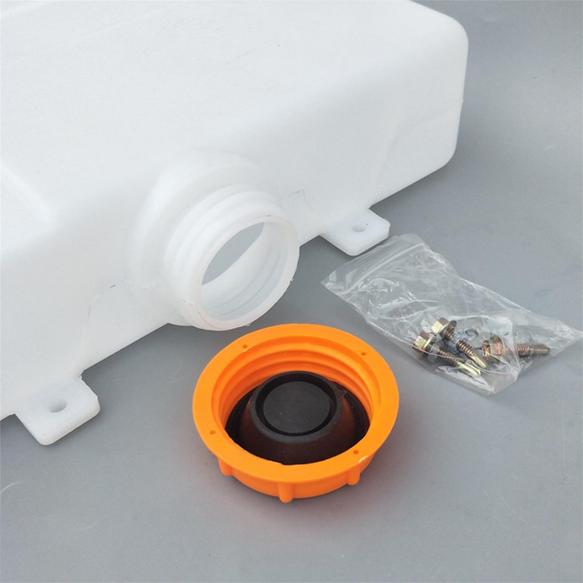 JANCAN tank fuel level detail with translucent wall for easy visual monitoring