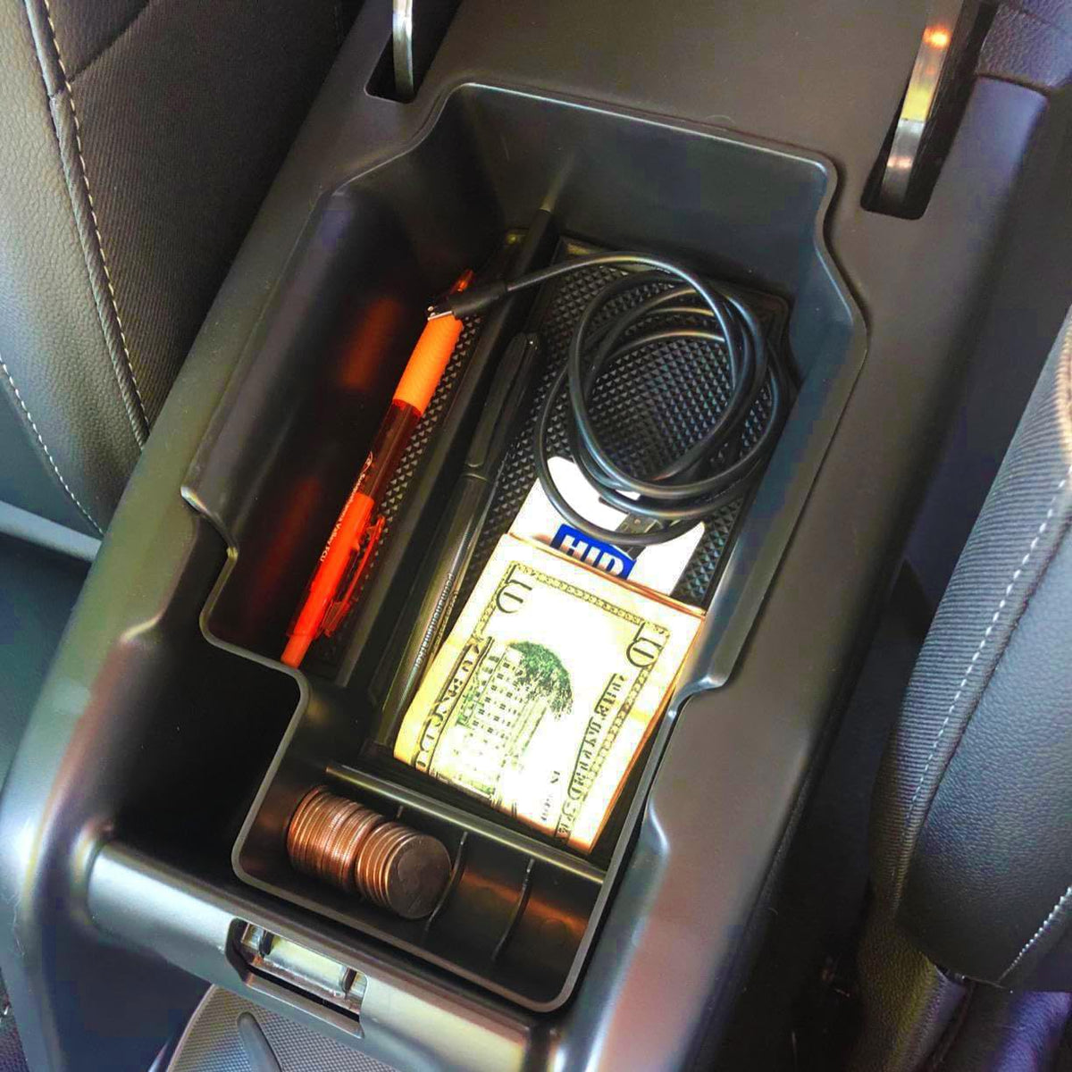 JDMCAR rubber edge detail protecting items and lowering noise