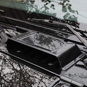 JeCar hood vent installed on Jeep Wrangler illustrating cleaner hood airflow and style