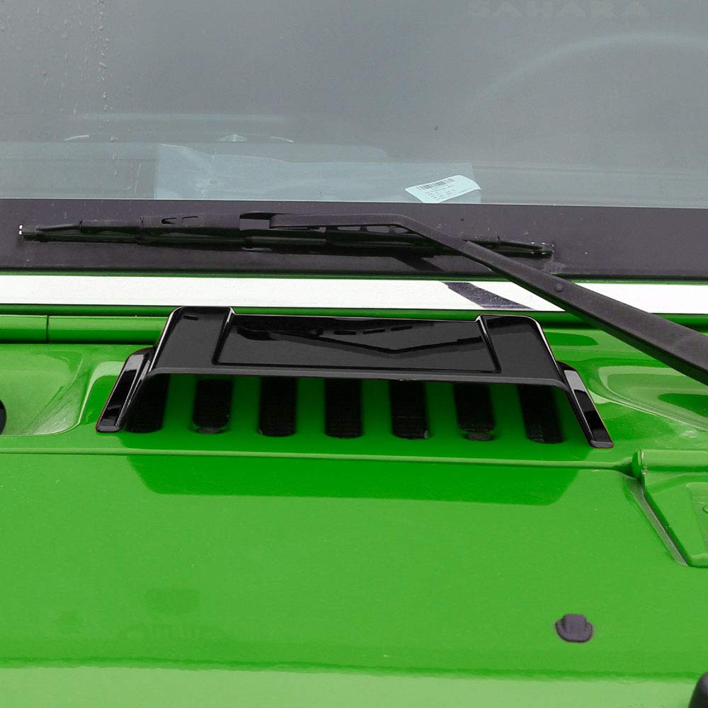 JeCar vent on off-road Jeep in nature emphasizing rugged look and ventilation benefit
