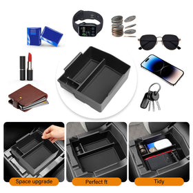 JHGFVC lifestyle image of Forester interior with tidy console benefits