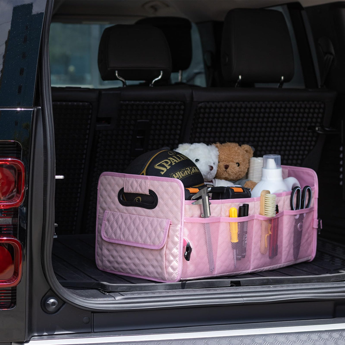 JiatuA divider detail with velcro, lets you customize compartments securely