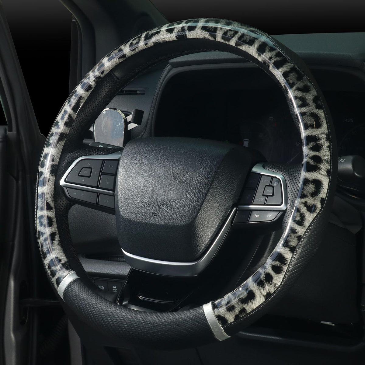 KAFEEK side profile showing cushioned microfiber leather for comfortable hands