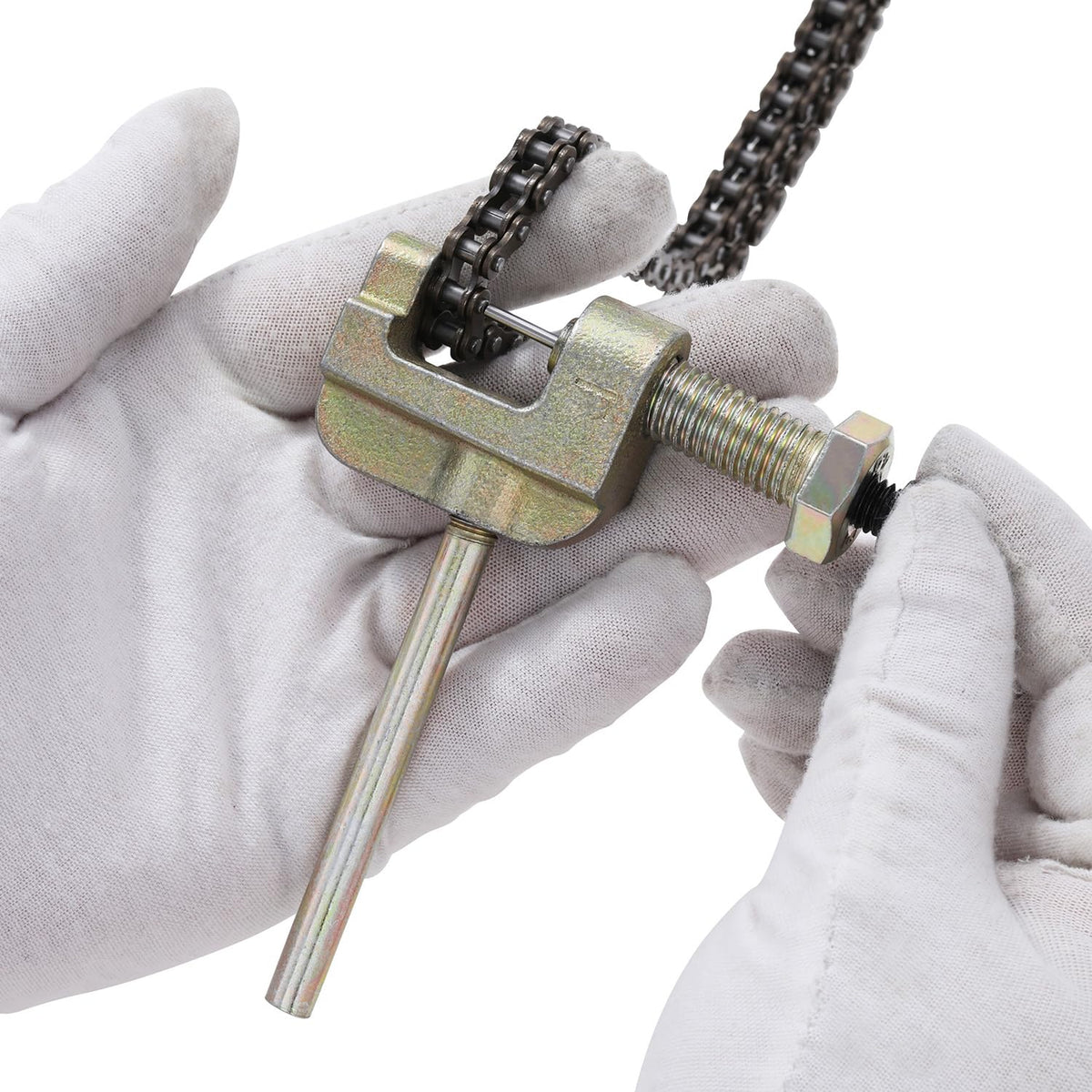 KAMIER chain installed on a sprocket demonstrating proper fit and alignment