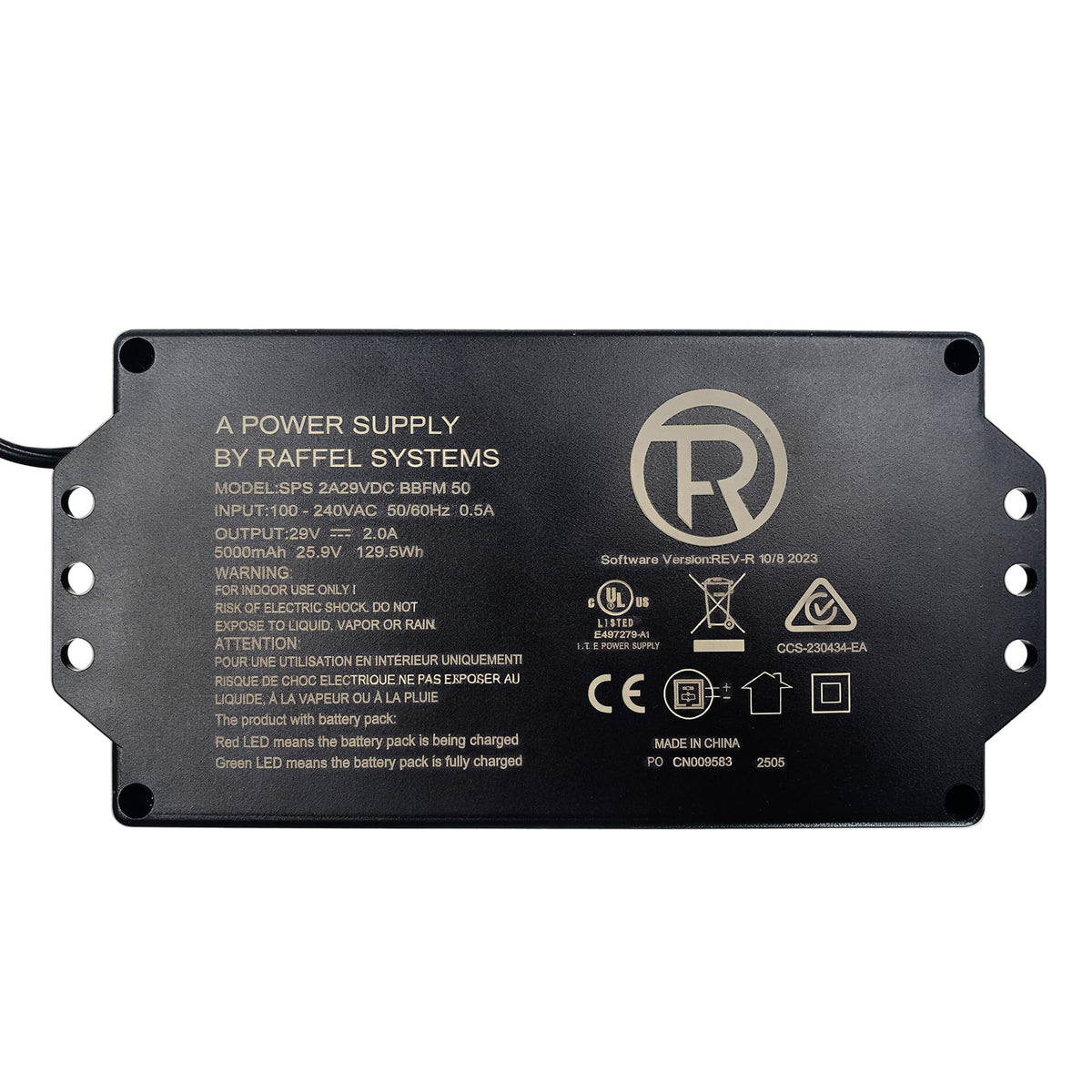 Kariwust battery pack close-up showing texture and durable casing for long use