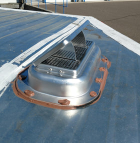 Kay Enterprises EgRo handle and pivot detail showing simple, reliable operation