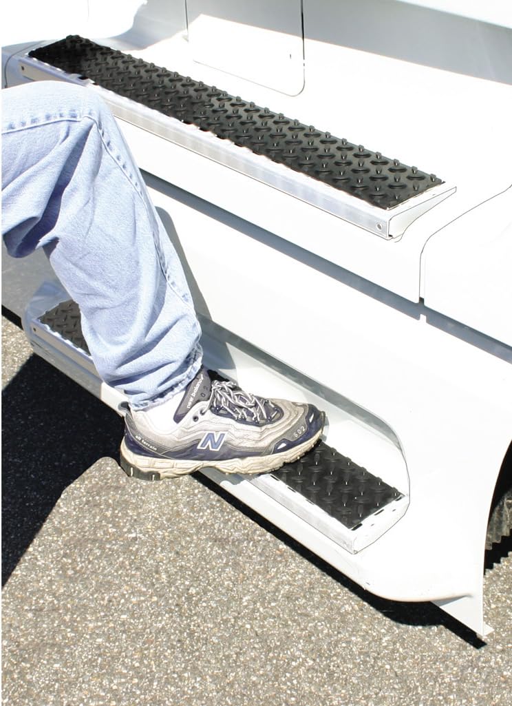 KEEPER close-up of EPDM tread texture showing non-slip surface for better footing