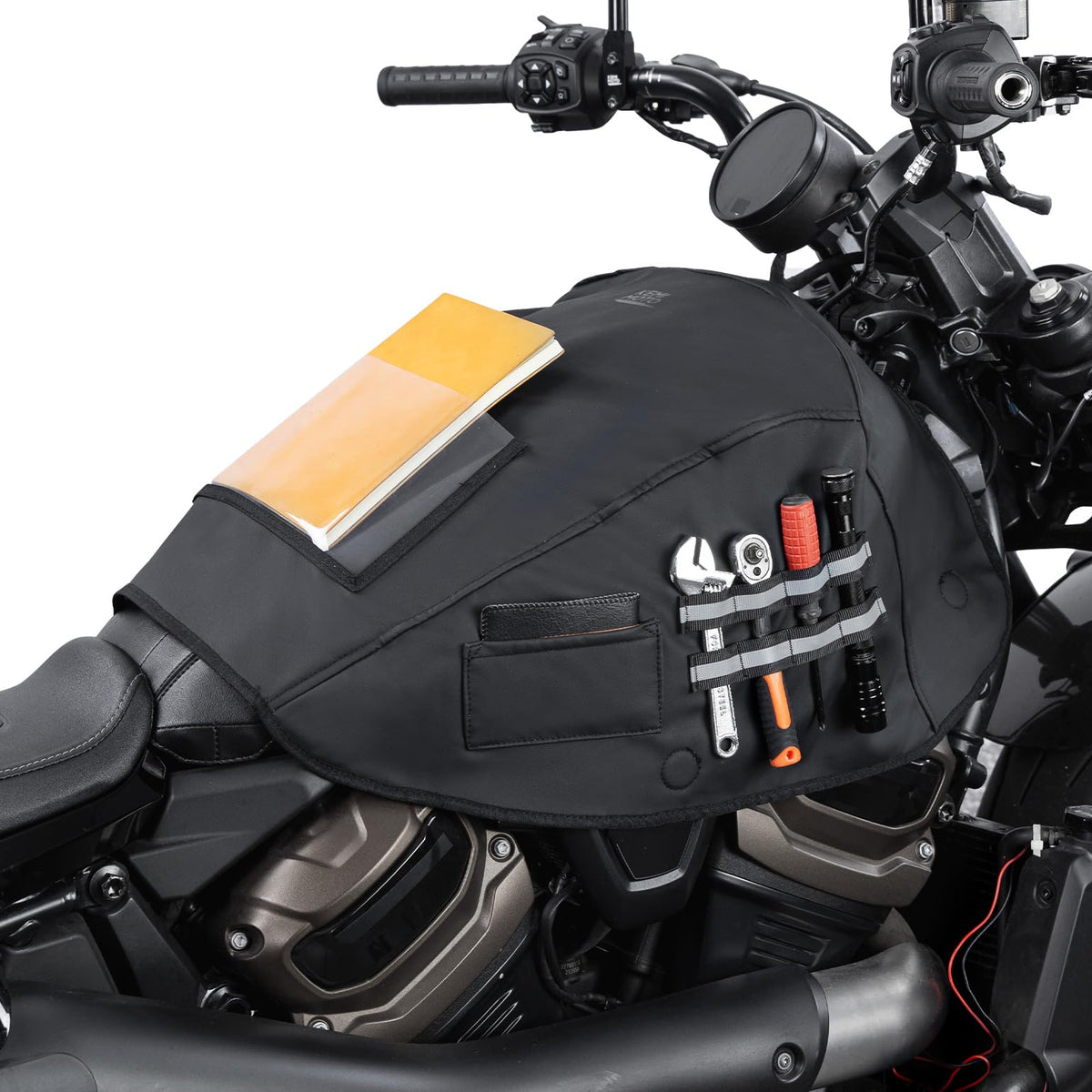 KEMIMOTO close-up of waterproof fabric repelling moisture effectively