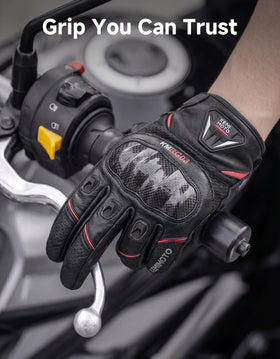 KEMIMOTO closeup of carbon fiber knuckle shell for impact resistance benefit