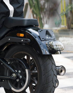 KEMIMOTO bracket on cruiser at bike show improving rear aesthetics and style