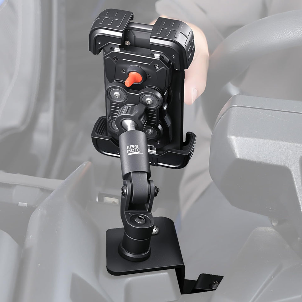 KEMIMOTO X3 front mount installed on dashboard showing secure hold