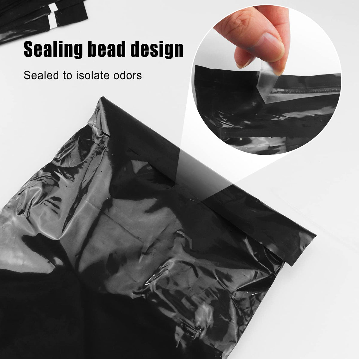 Klyuqoz holding wet waste to show waterproof, tear-resistant performance