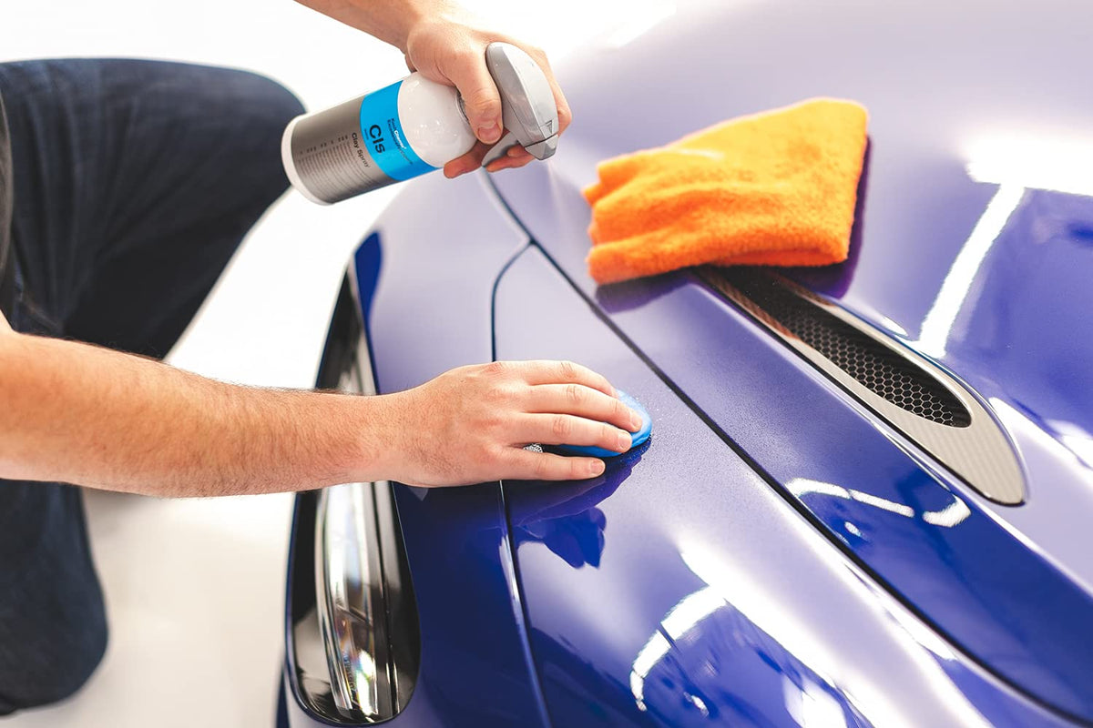 KOCHCHEMIE assisting a clay towel in removing contaminants with less wear