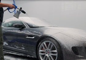KOCHCHEMIE removing wheel deposits showing effective contaminant lift