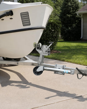 Kohree height adjustment scale illustrating 26 to 38 inch range for versatile use