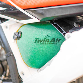 KTM foam texture close-up showing pore structure for efficient particle capture benefit