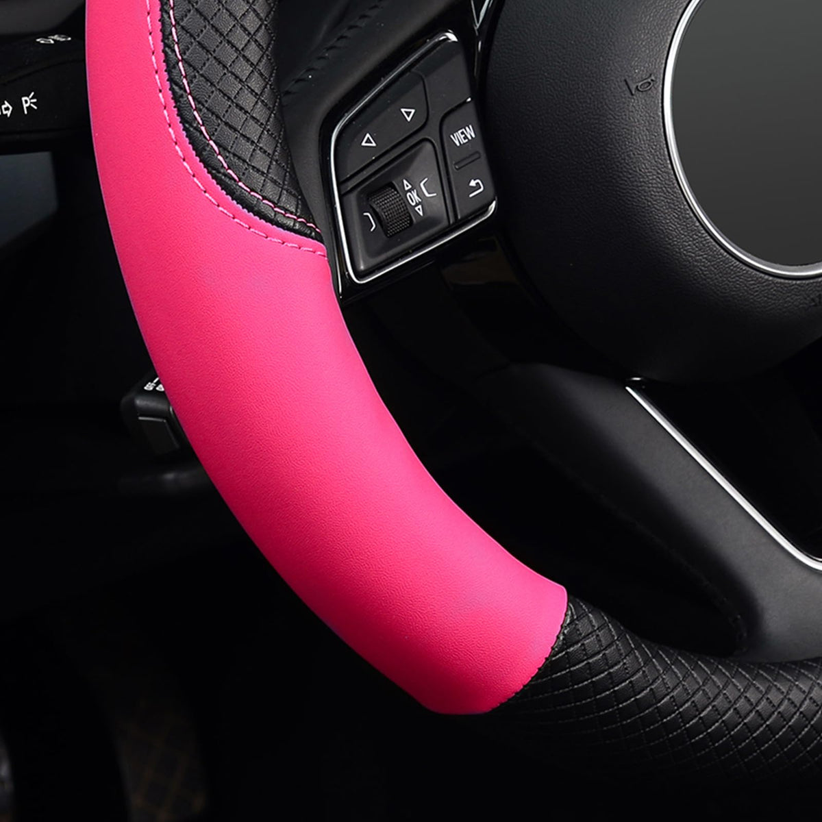 LABBYWAY steering wheel cover beside ruler showing fit for 14.5 to 15 inch wheels