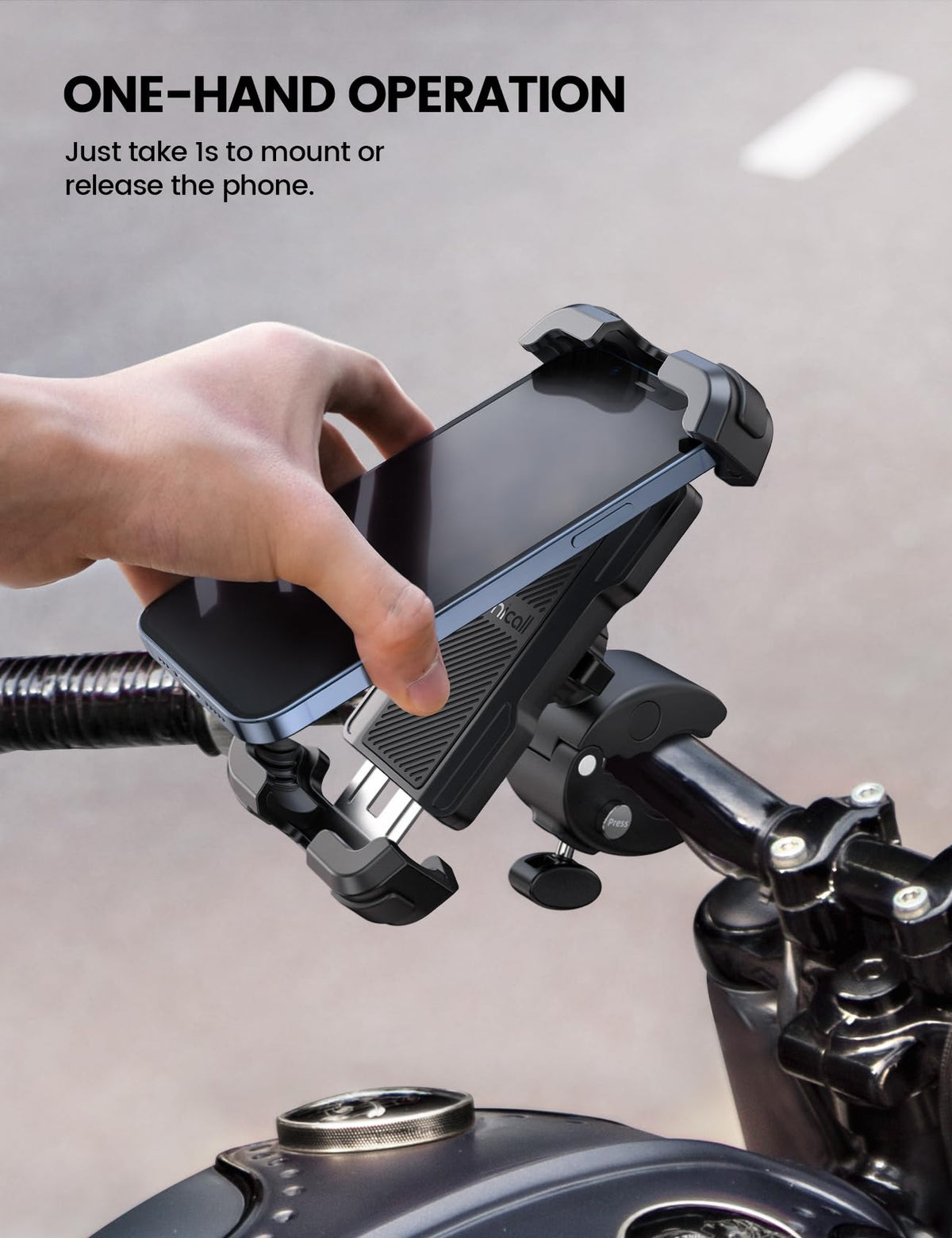 Lamicall handlebar clip closeup demonstrating quick-install mechanism benefit