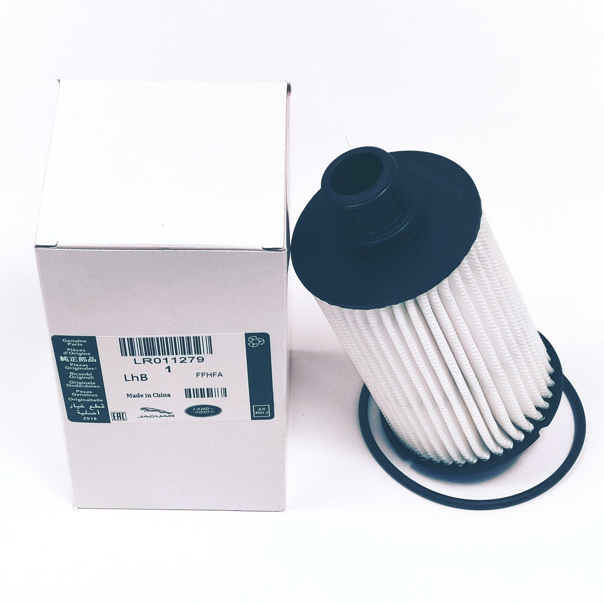 Replacement gasket and LR011279 box contents showing complete kit for a clean oil change