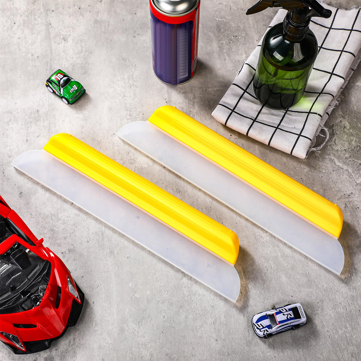 Lanties ergonomic plastic T-handle grip detail for comfortable non-slip use