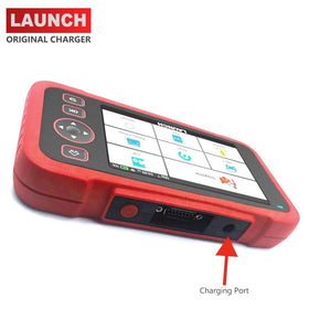 LAUNCH charger close-up of DC output port ensuring secure connection