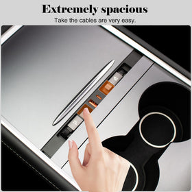 Leikaendi charging a smartphone in console, faster convenient charging
