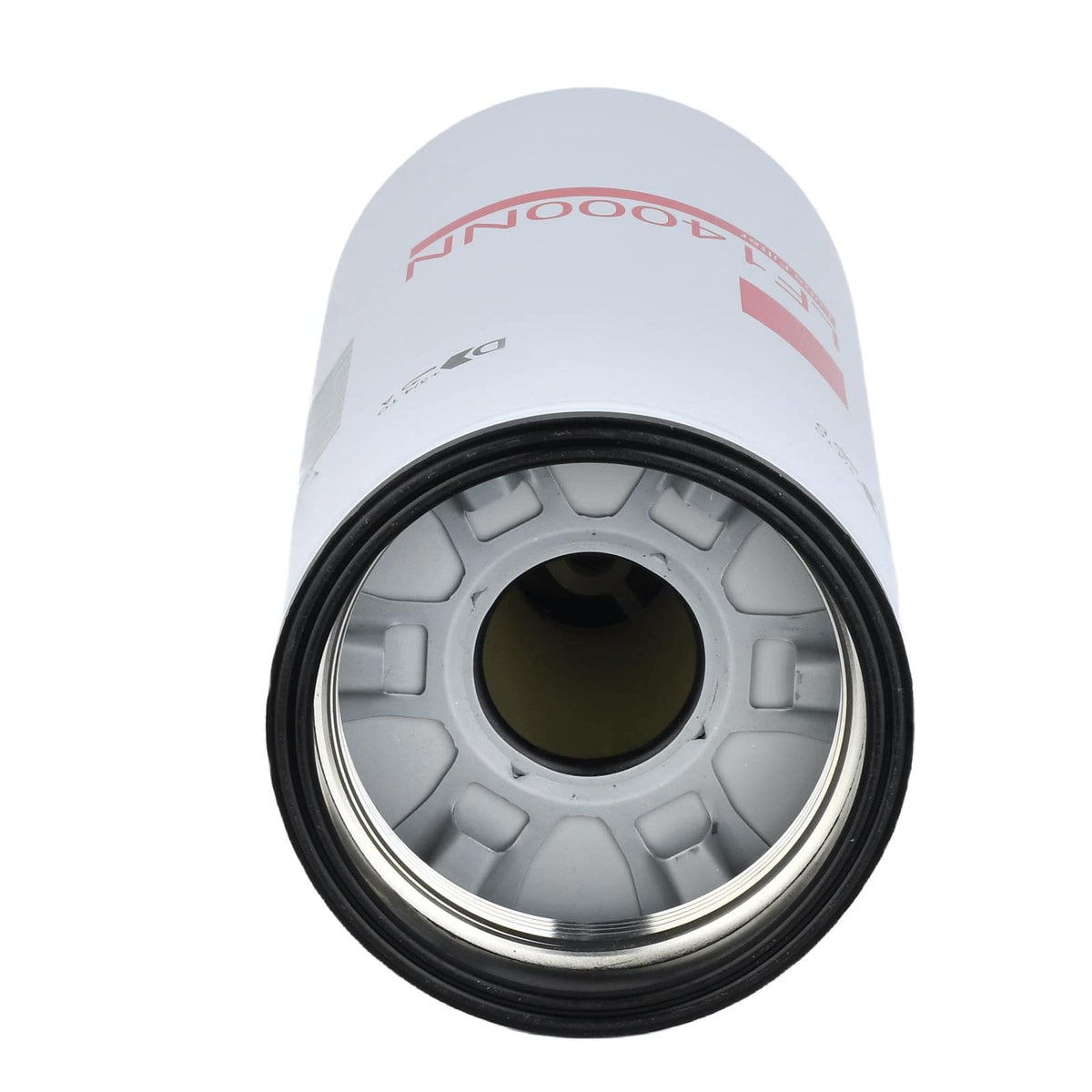 Linageson LF14000NN installed on Cummins ISX engine demonstrating fit and ease of replacement during service