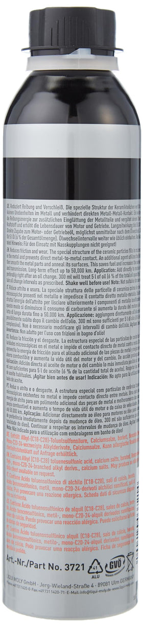 Liqui Moly 3721 concentrate close-up texture demonstrating pourability and mixing