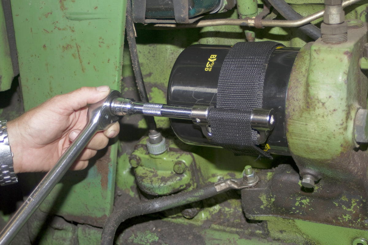Lisle 60200 heat-treated alloy steel yoke close-up displaying durable construction