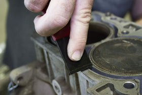 Lisle close-up of tungsten carbide tip highlighting sharpness and durable cutting edge