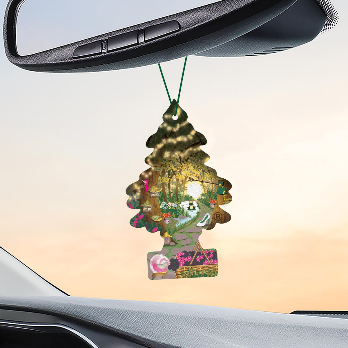 LITTLE TREES tree on dashboard for size comparison and easy use