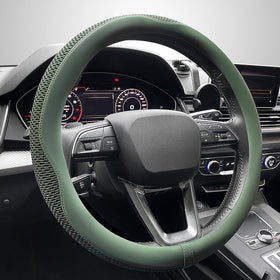 LKWLIKEI front view showing green steering wheel cover and neat fit benefit