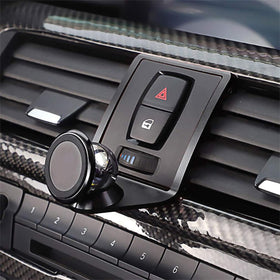 LLKUANG front dashboard mount showing neat OEM fit and easy visibility