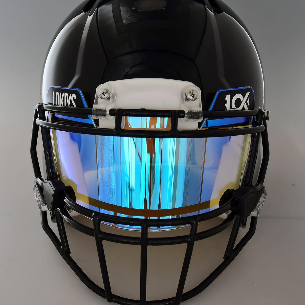 LOKIYS close-up polycarbonate texture showing scratch resistance and durability