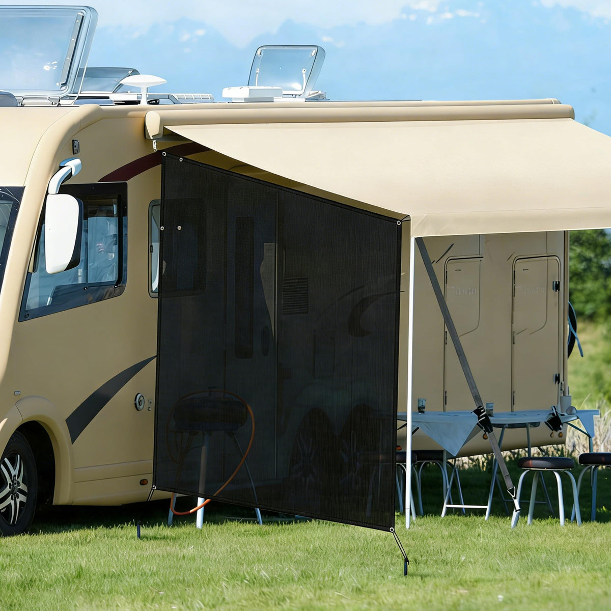 LUMONTIS reinforced double-stitched seam and 600D top showing durability benefit