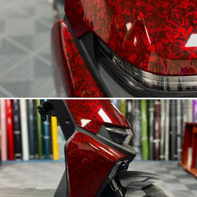 LZLRUN scratch test demonstrating self-healing surface restoring glossy finish