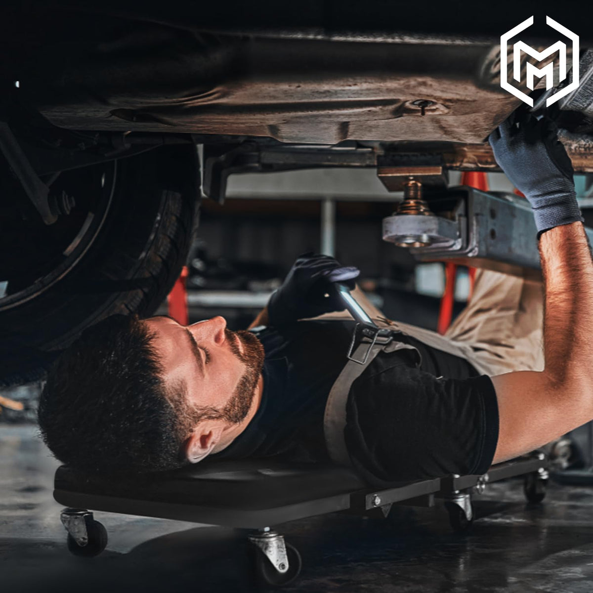 M-AUTO storage position showing space-saving foldability