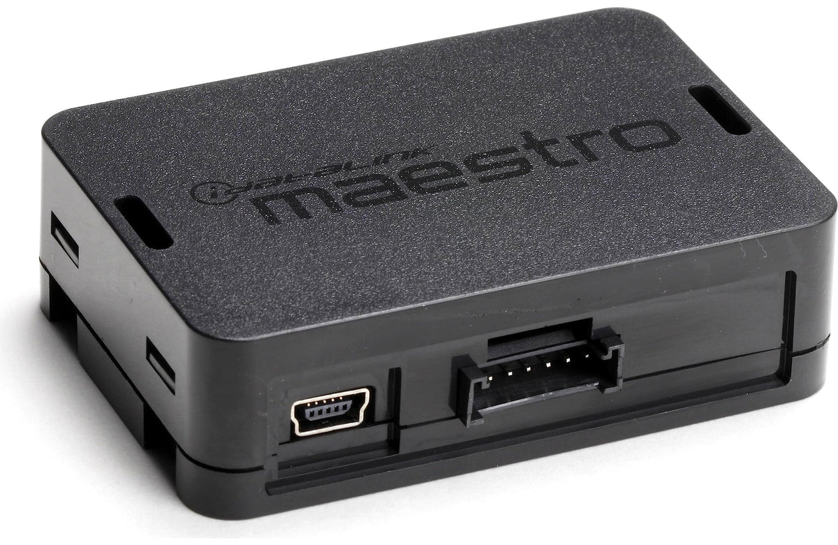 MAESTRO close-up label with model and port markings for clear identification benefit