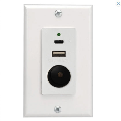 Magnadyne front panel showing USB-C USB-A and VPA ports, tidy charging access