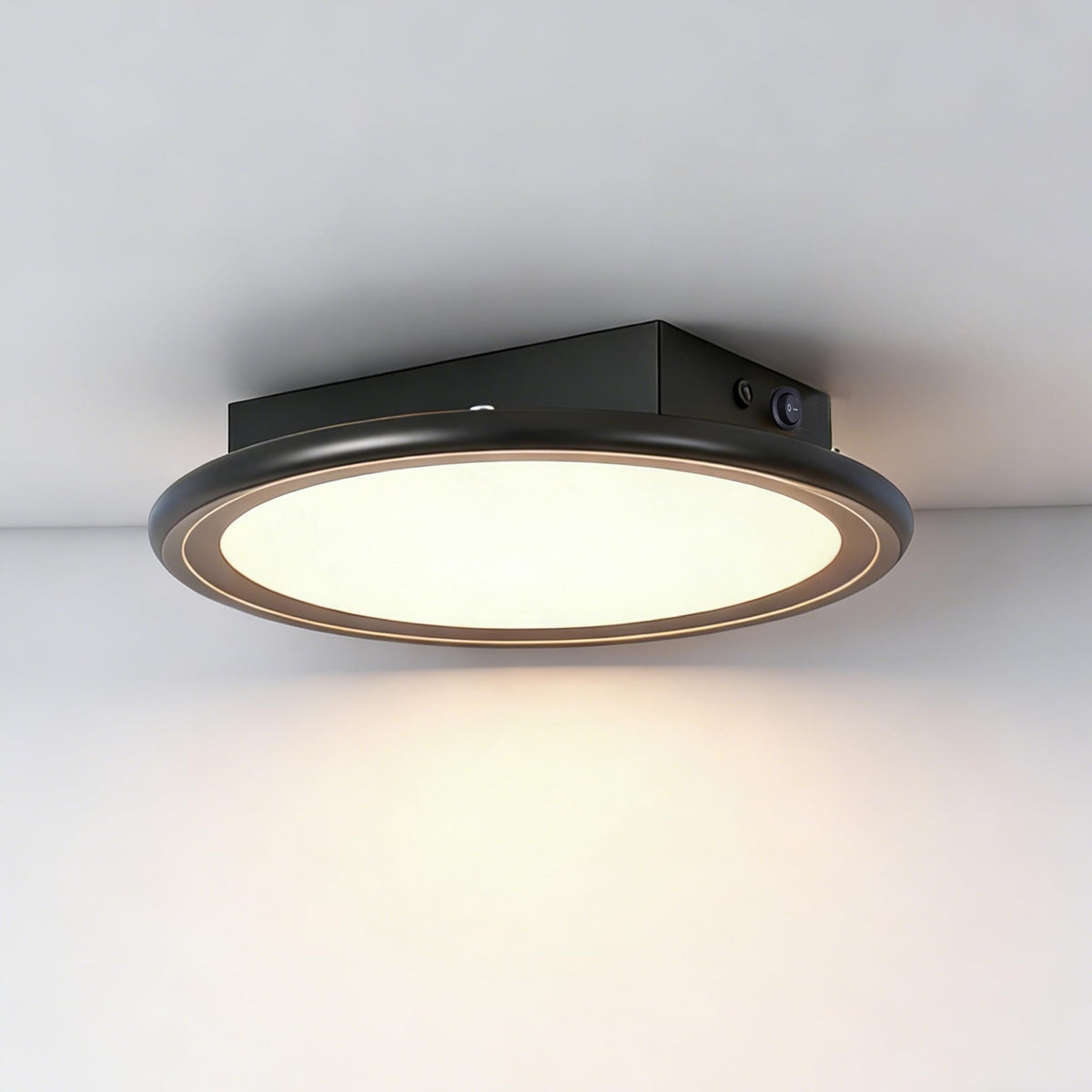 Maichis front ceiling view showing slim profile and even light distribution benefit